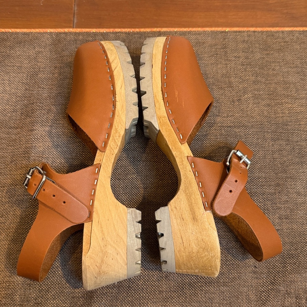 MIA Genua Leather Clogs Tan Brown Women Size 39 Y2K Strap Clogs - Picture 3 of 10